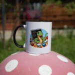 Cana ceramică personalizată "Code & Coffee cu Python" 330ml